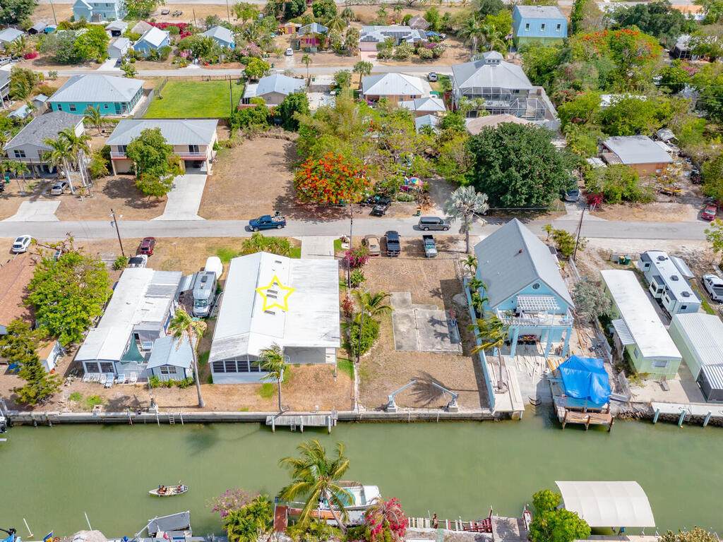 544 Coconut Avenue - Photo 1