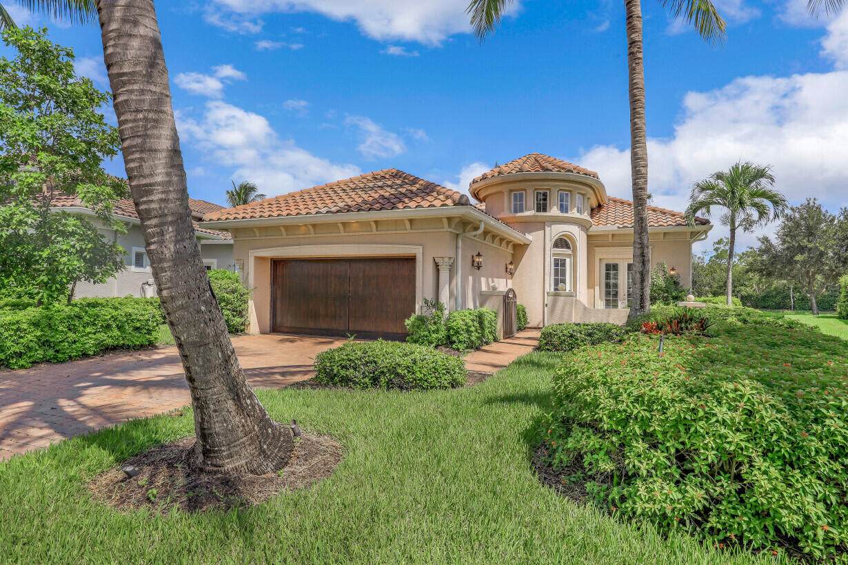 3082 Aviamar Circle - Photo 1