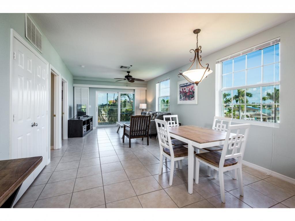 160 Palm Street - Photo 1