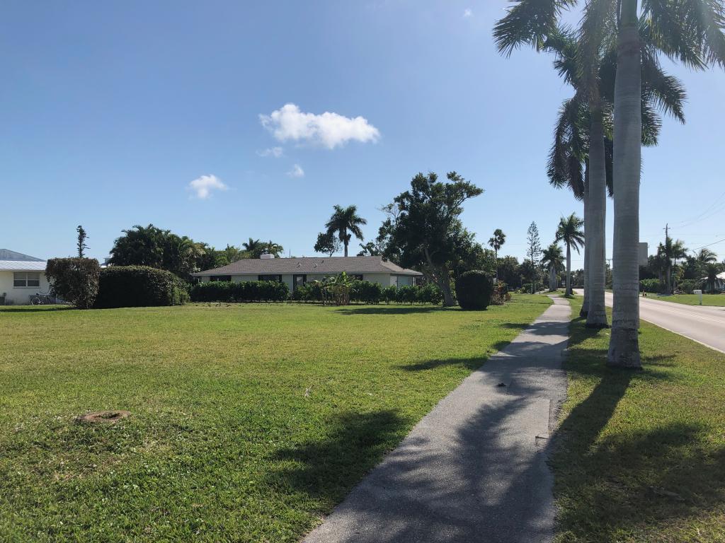 102 San Salvador Street - Photo 1