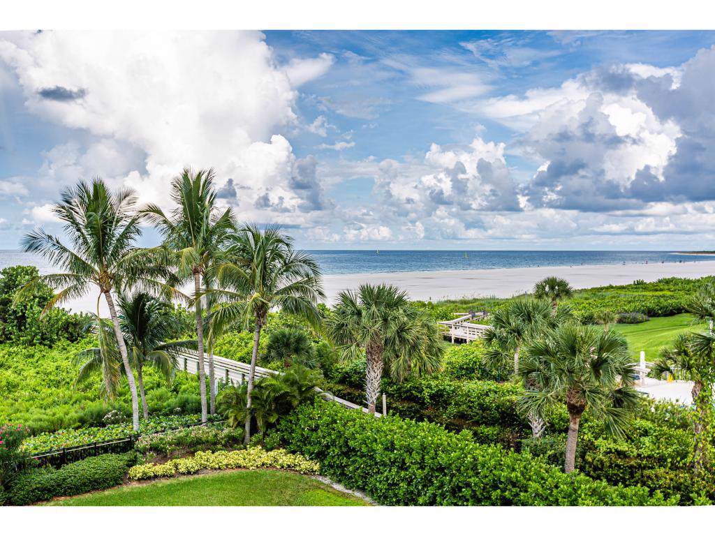 350 Collier Boulevard - Photo 1