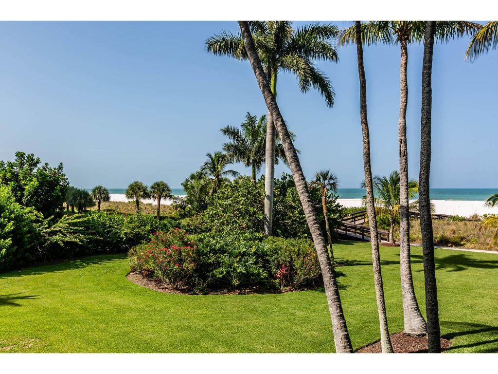 140 Seaview Court - Photo 1