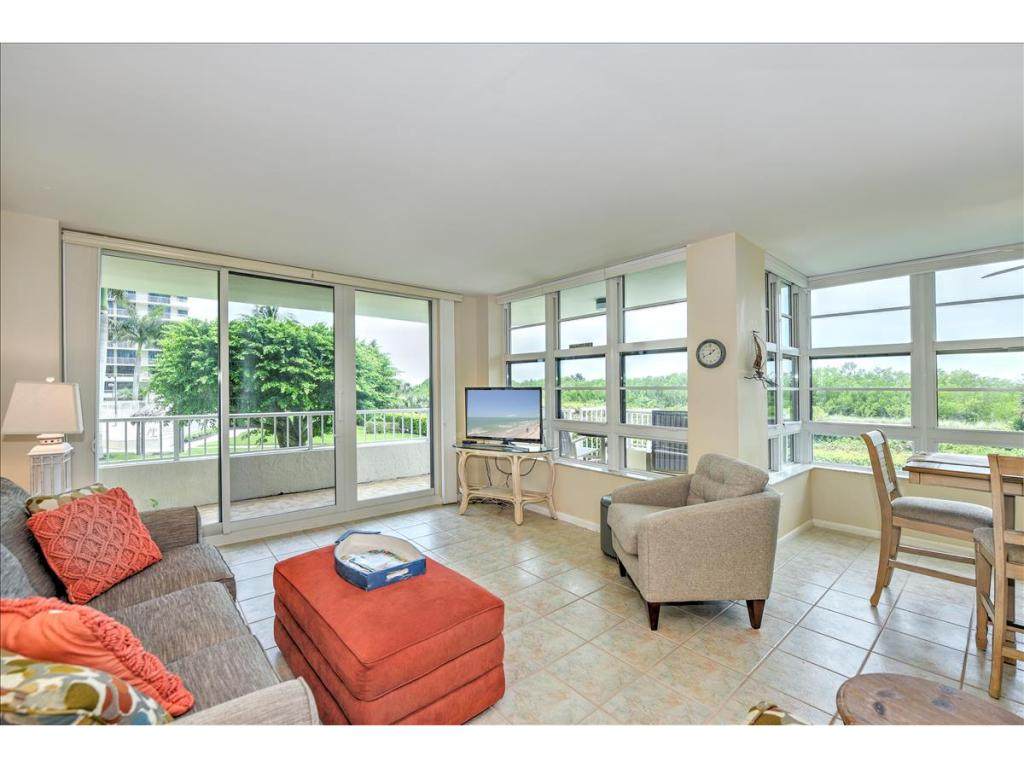440 Seaview Court - Photo 1