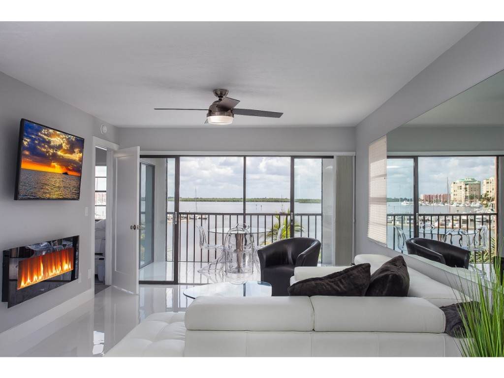 1003 Anglers Cove - Photo 1