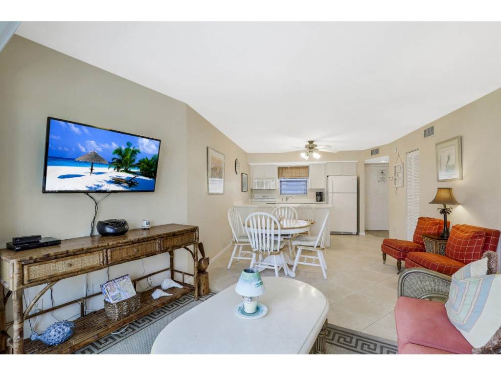 1011 Anglers Cove - Photo 1