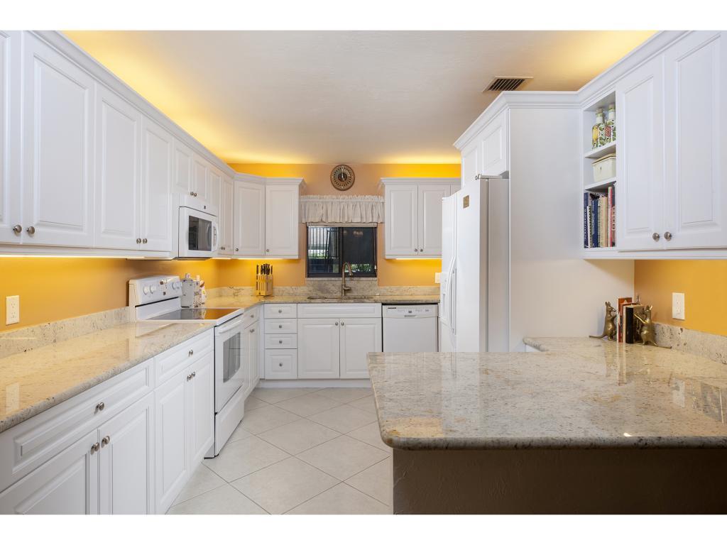 758 Eagle Creek Drive - Photo 1