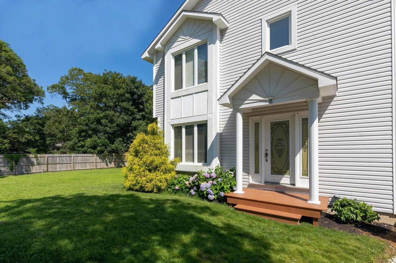 18 Hampson Avenue - Photo 1
