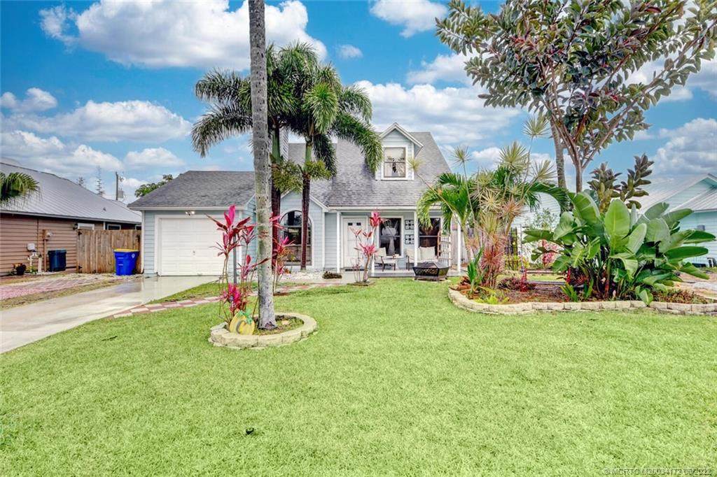 5905 Tangerine Boulevard - Photo 1