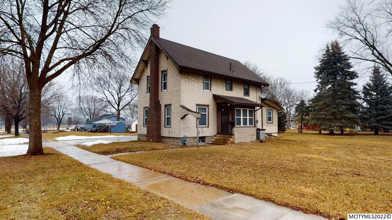 1523 Monroe - Photo 1
