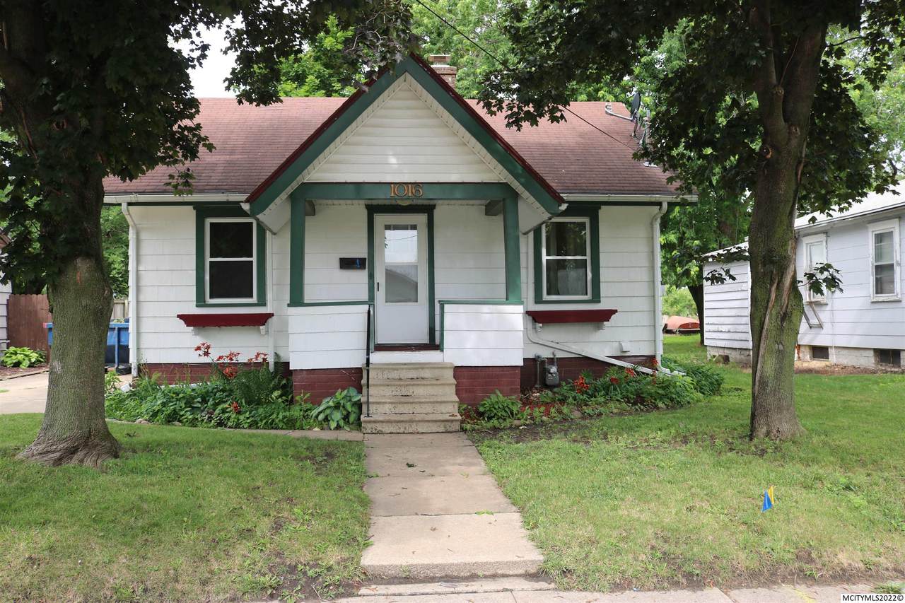 1016 Quincy - Photo 1