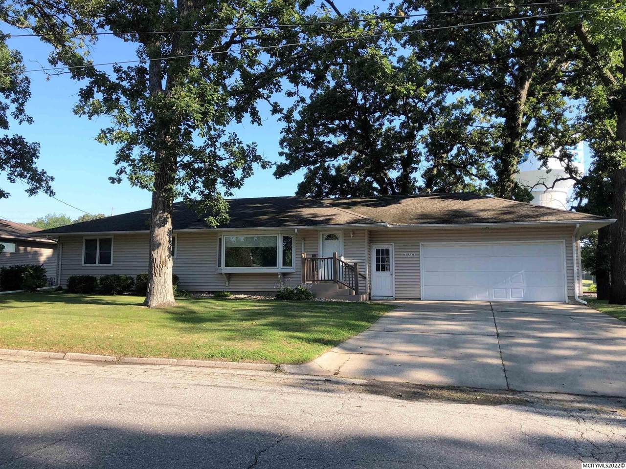 1720 7th Ave N - Photo 1