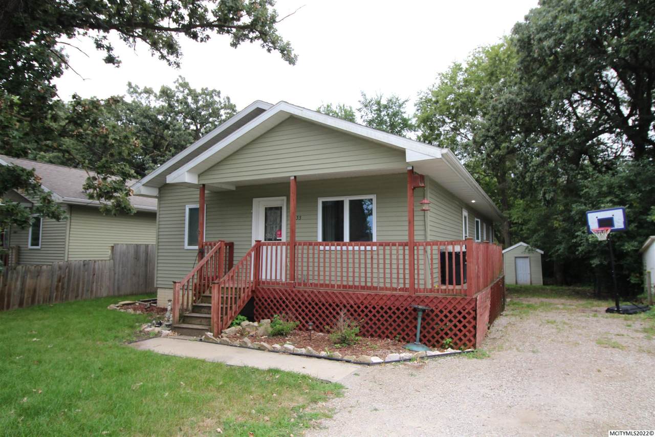 1055 17th Ne - Photo 1