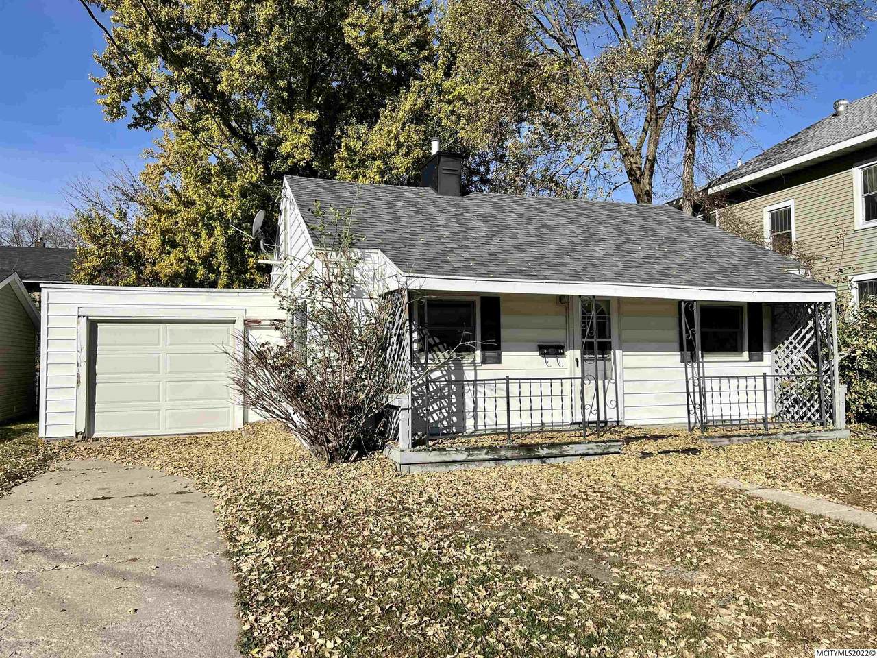 1026 Adams - Photo 1