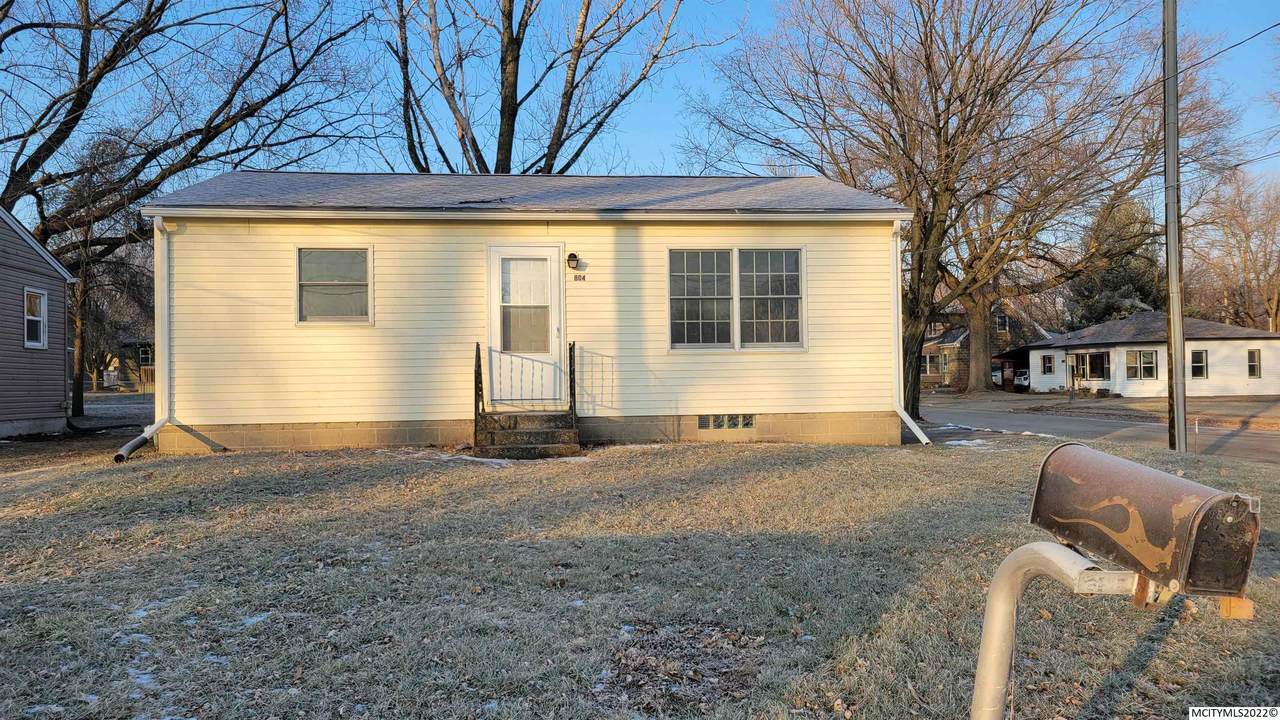 804 Harrison - Photo 1