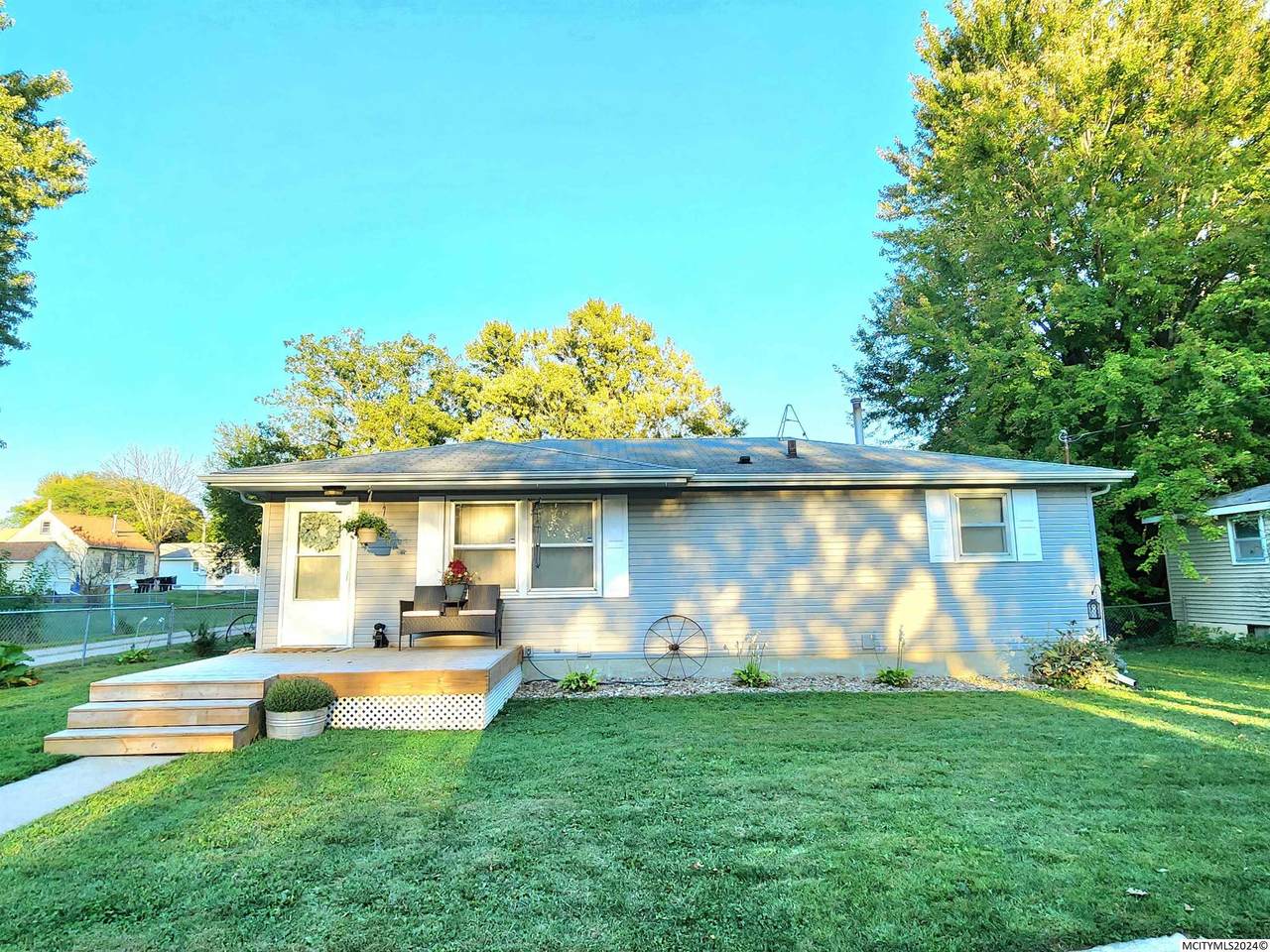 617 Fillmore - Photo 1