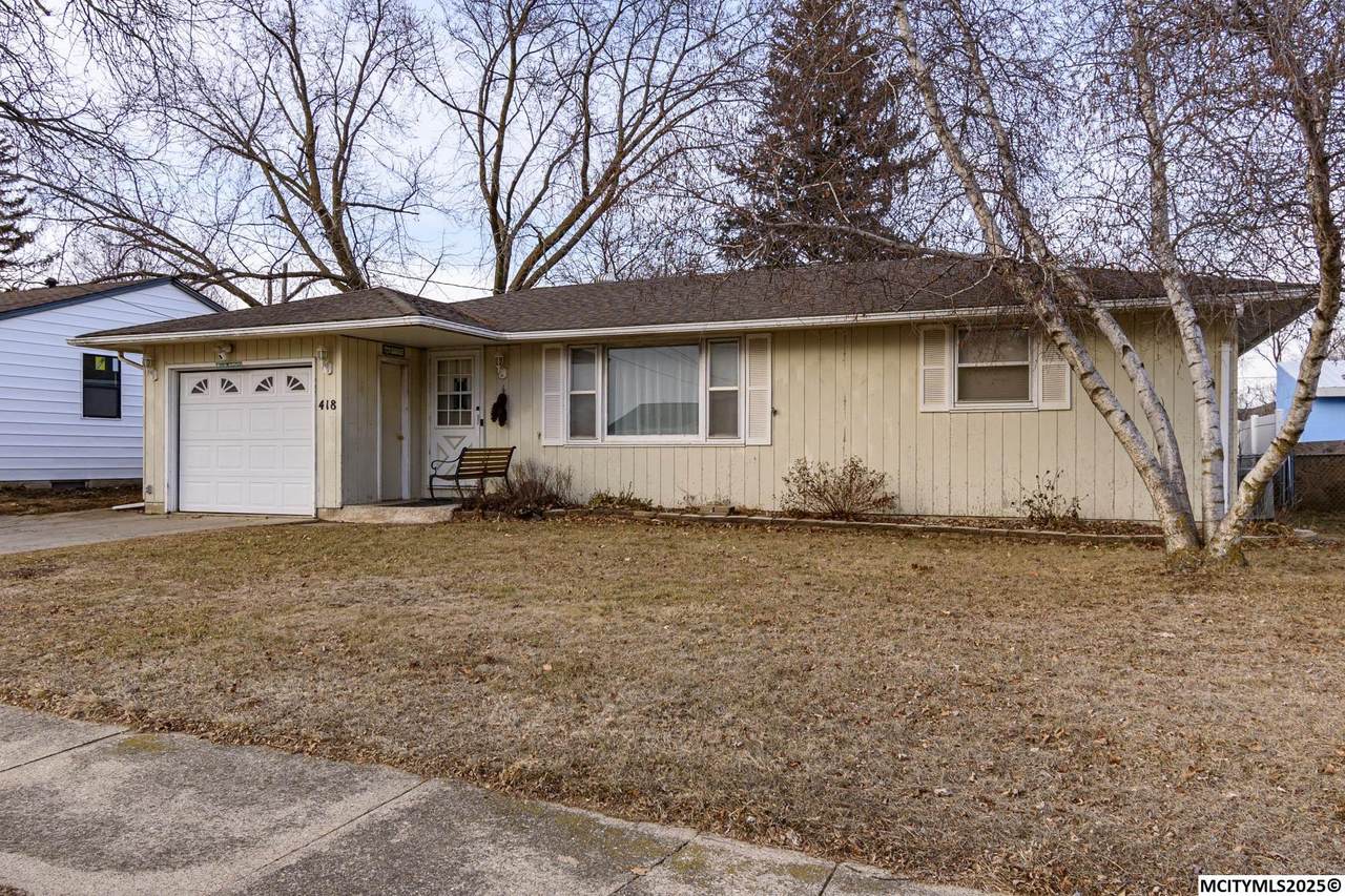 418 23rd Sw - Photo 1