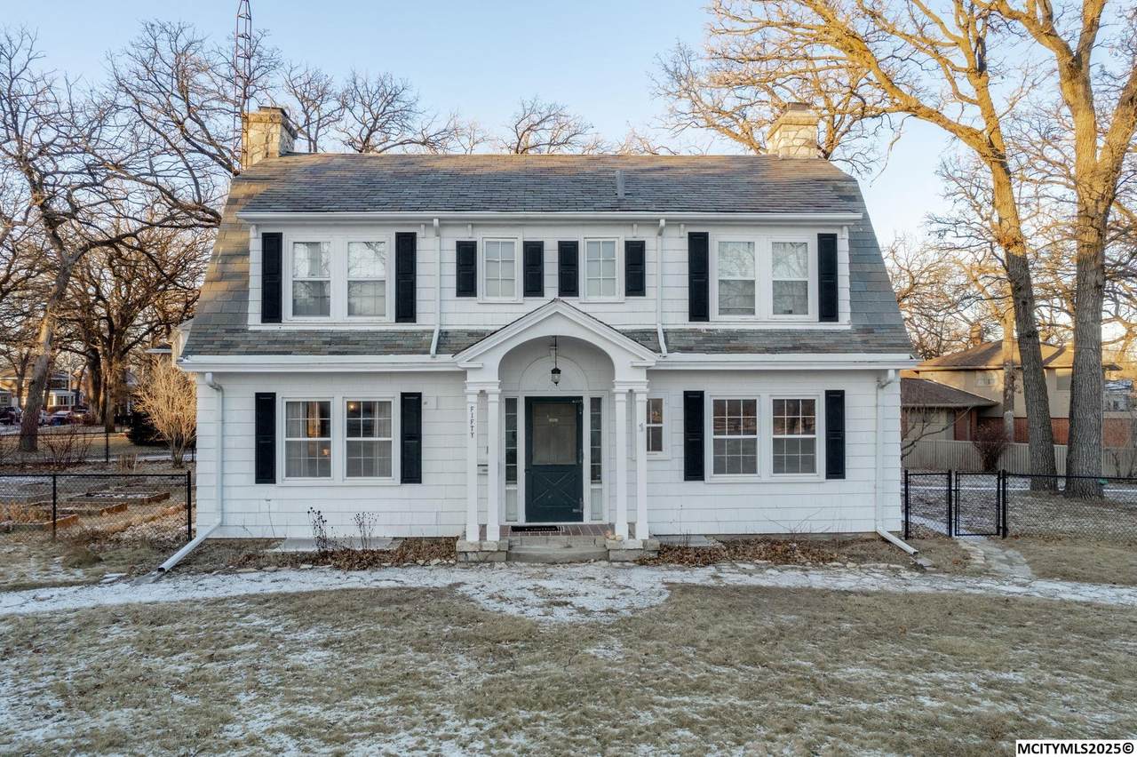 50 Beaumont Dr - Photo 1
