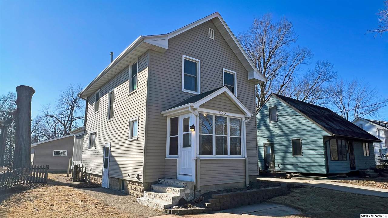 529 19th Se - Photo 1