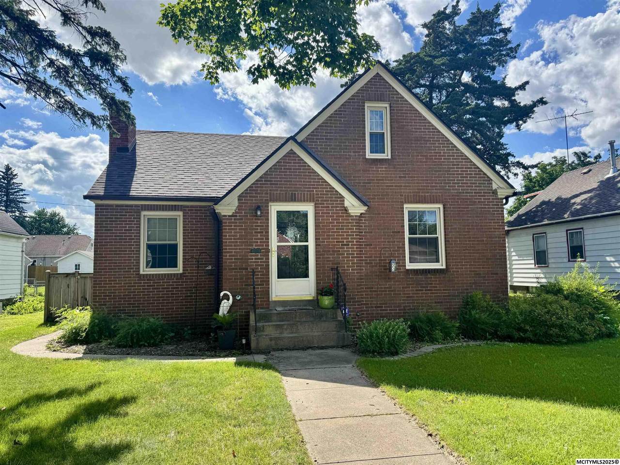 310 S Tennessee - Photo 1