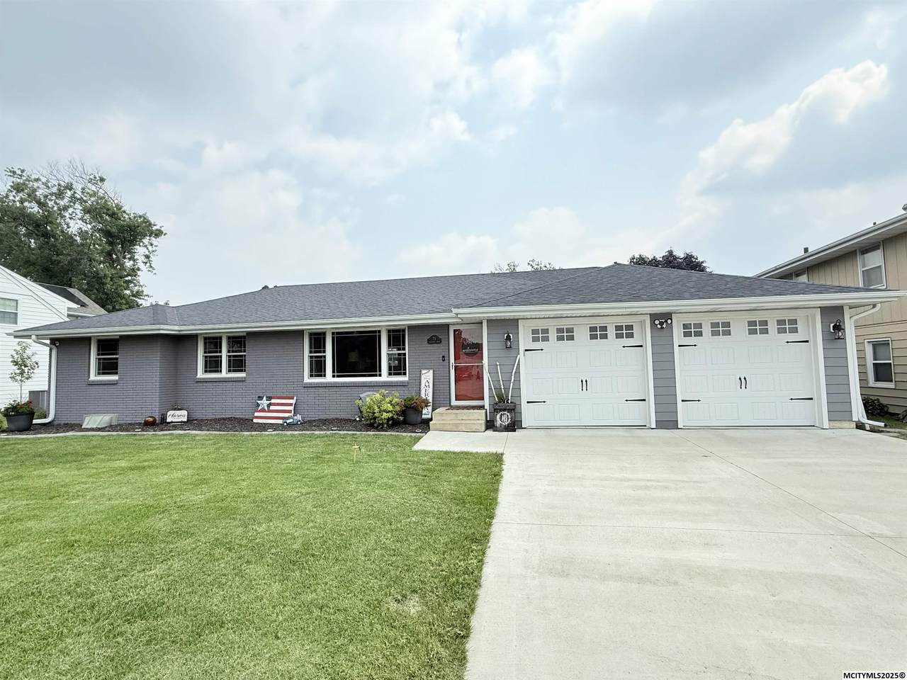 73 Lakeview Dr - Photo 1