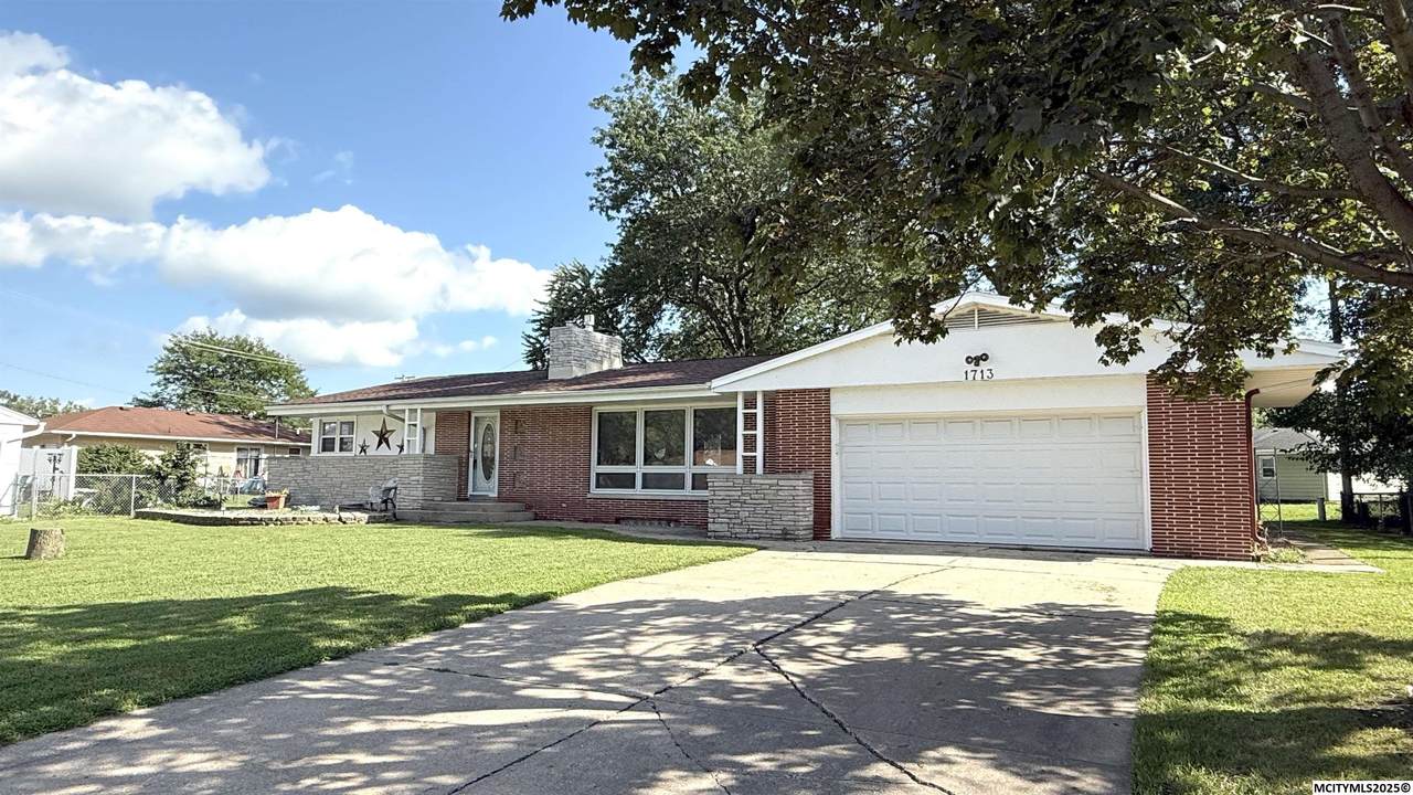 1713 4th Sw - Photo 1