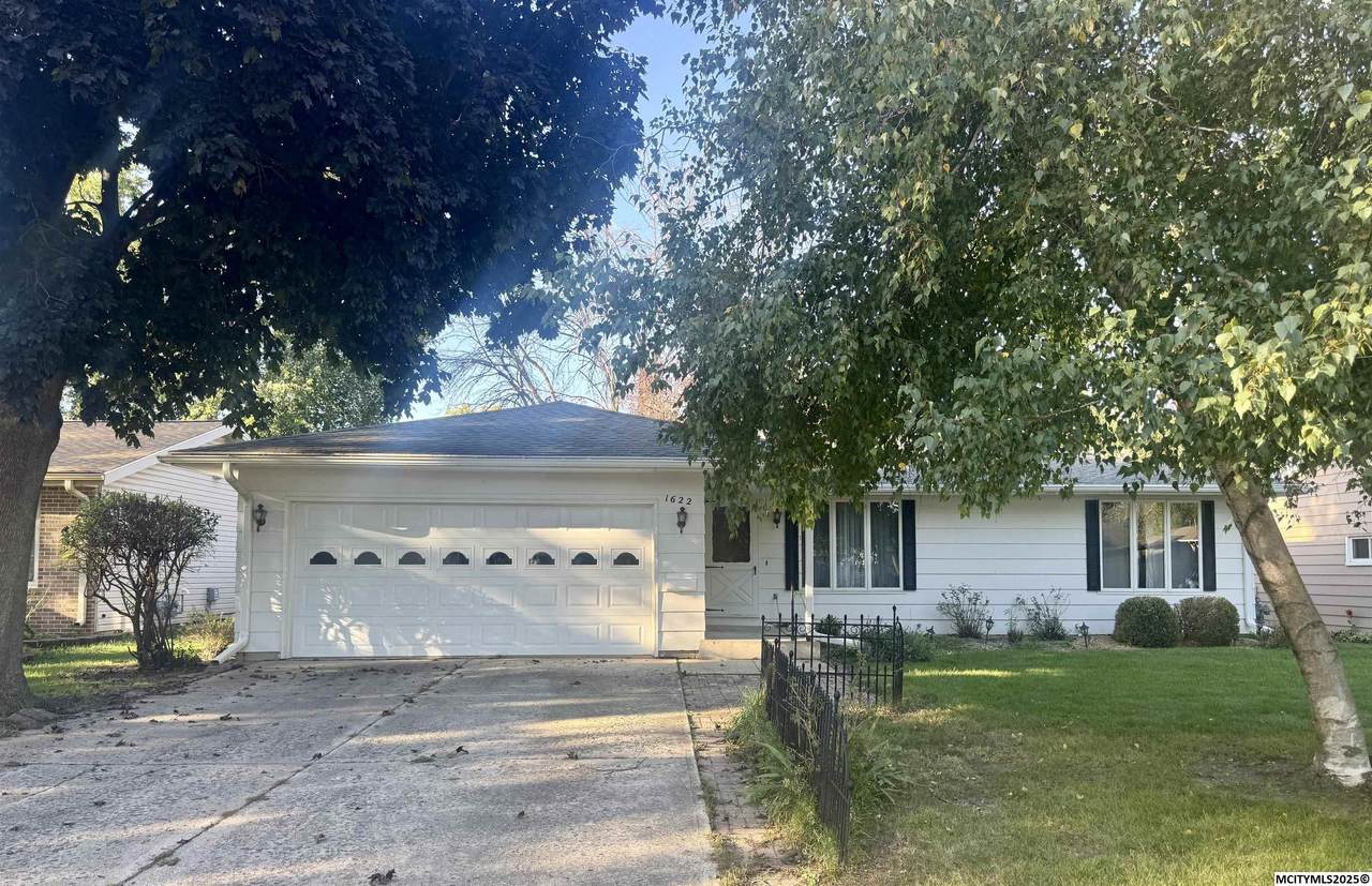 1622 7th Pl Sw - Photo 1