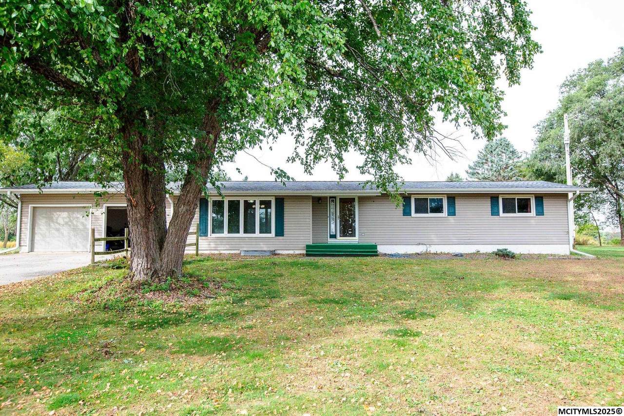 23620 Thrush Ave. - Photo 1