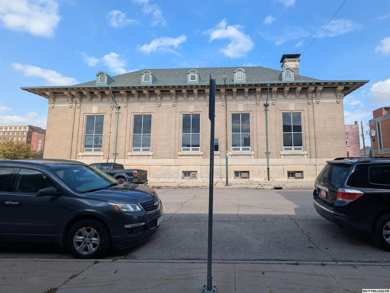 19 Delaware Ave - Photo 1