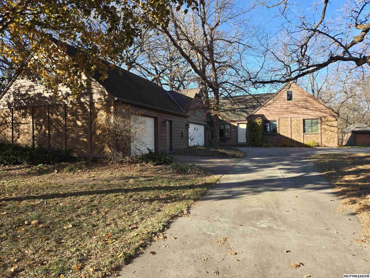 922 Carolina Ave - Photo 1