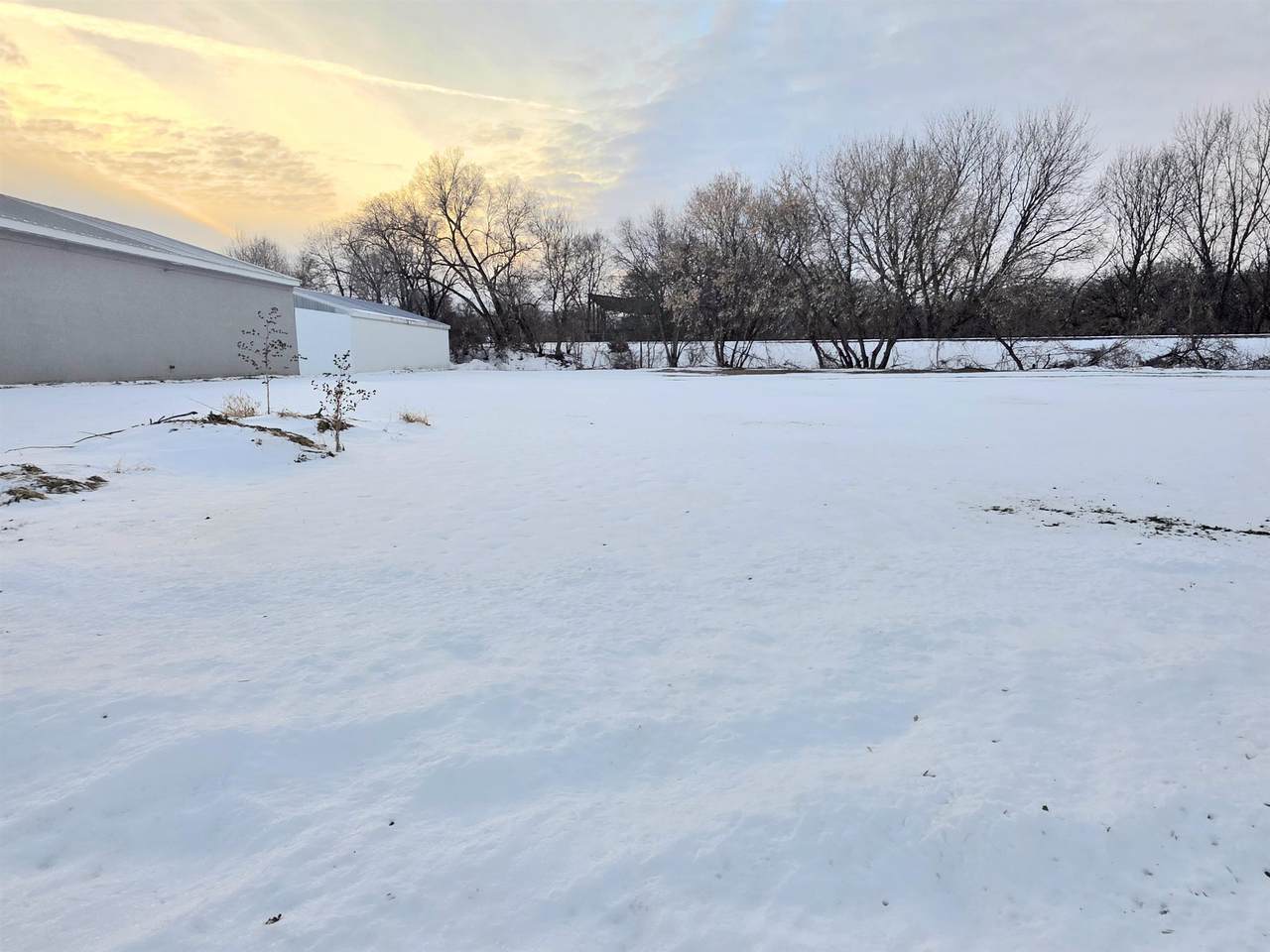 110 Kentucky - Photo 1