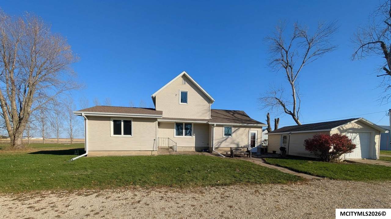 16338 140th St - Photo 1