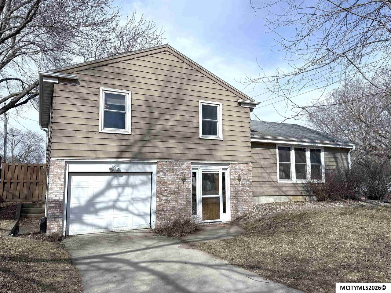 1304 2nd Nw - Photo 1