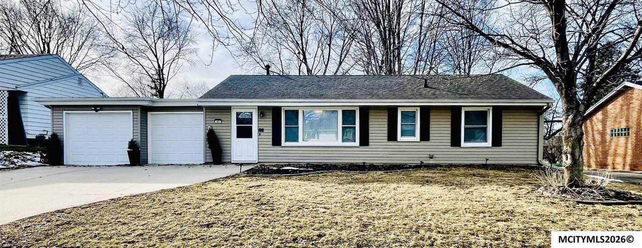 622 Indiana - Photo 1
