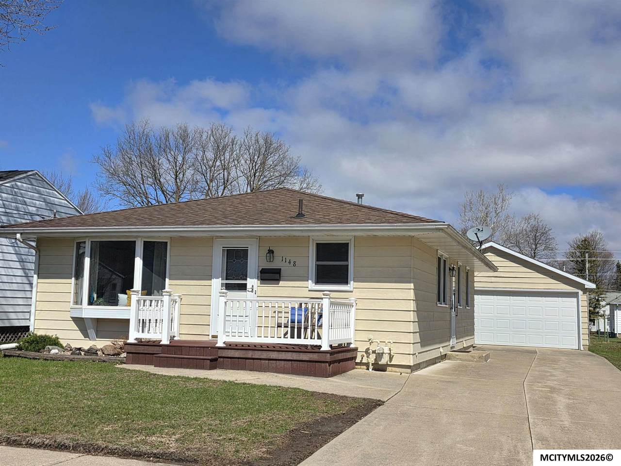 1148 1st Se - Photo 1