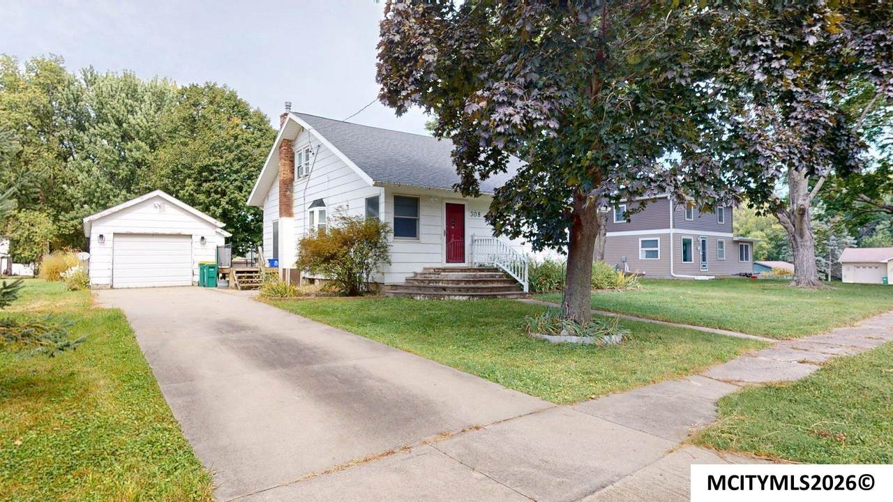 308 2nd St Se - Photo 1