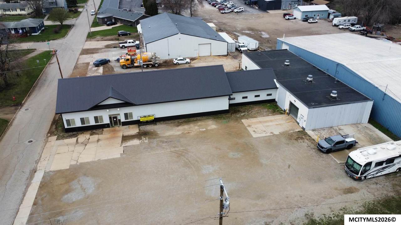 1315 8th St - Photo 1