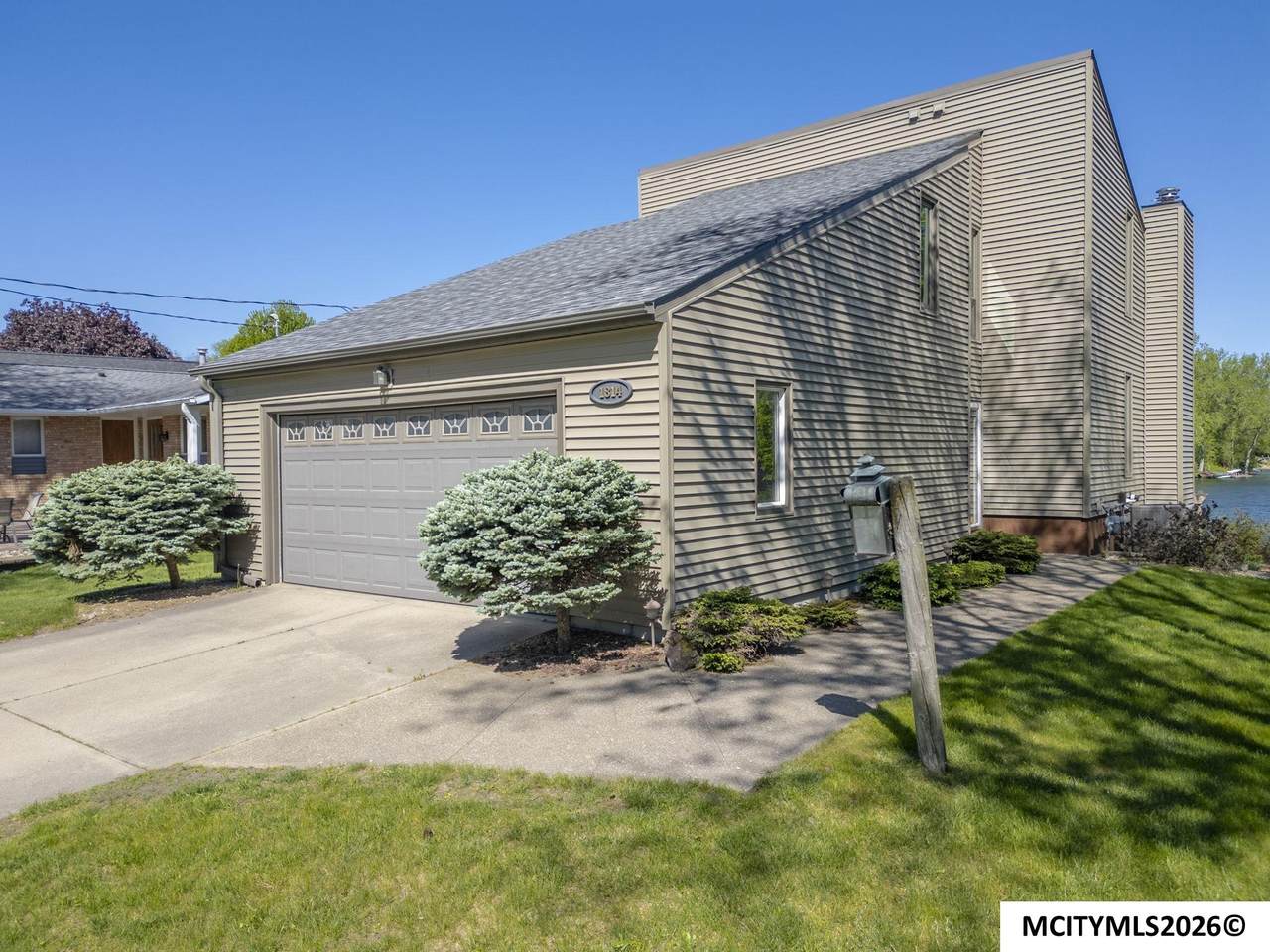 1814 Springview Dr - Photo 1