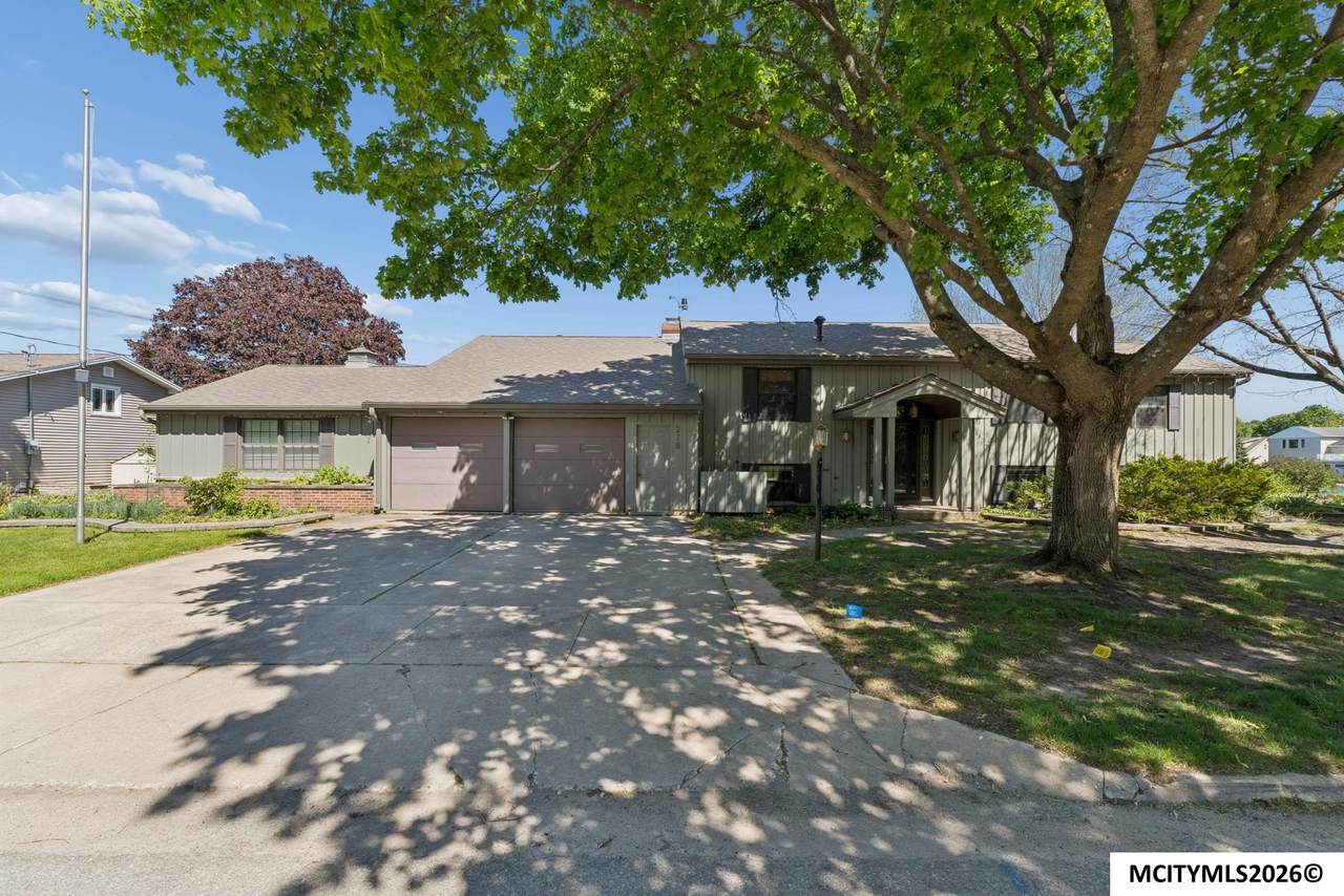 278 Lakeview Dr - Photo 1