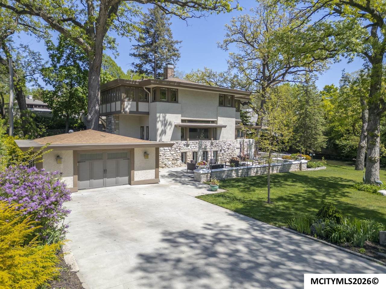 525 State - Photo 1
