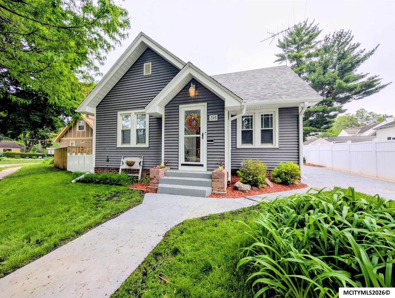 315 Taylor - Photo 1