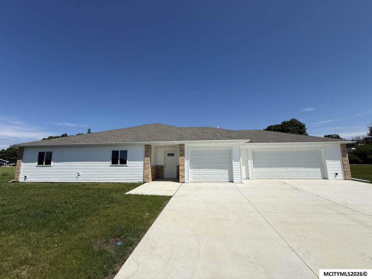 503 Boulder Ln - Photo 1