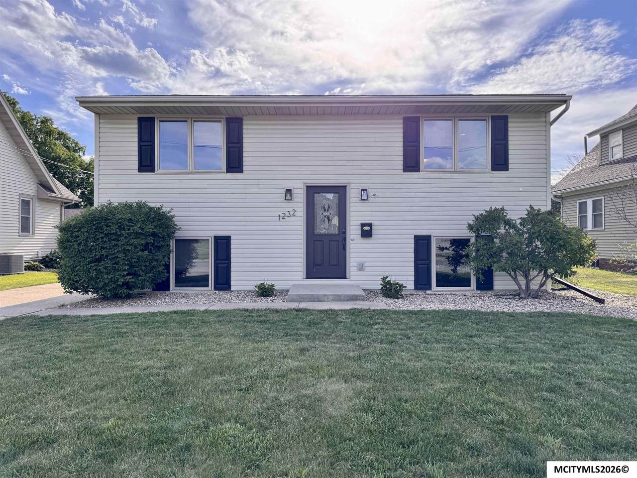 1232 Rhode Island - Photo 1