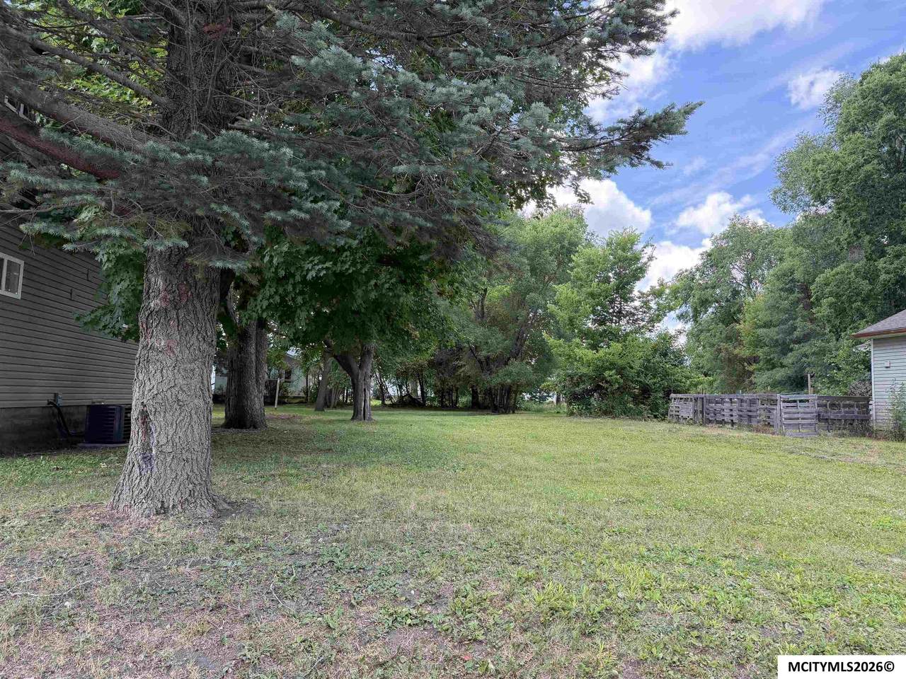 1518 Pennsylvania - Photo 1