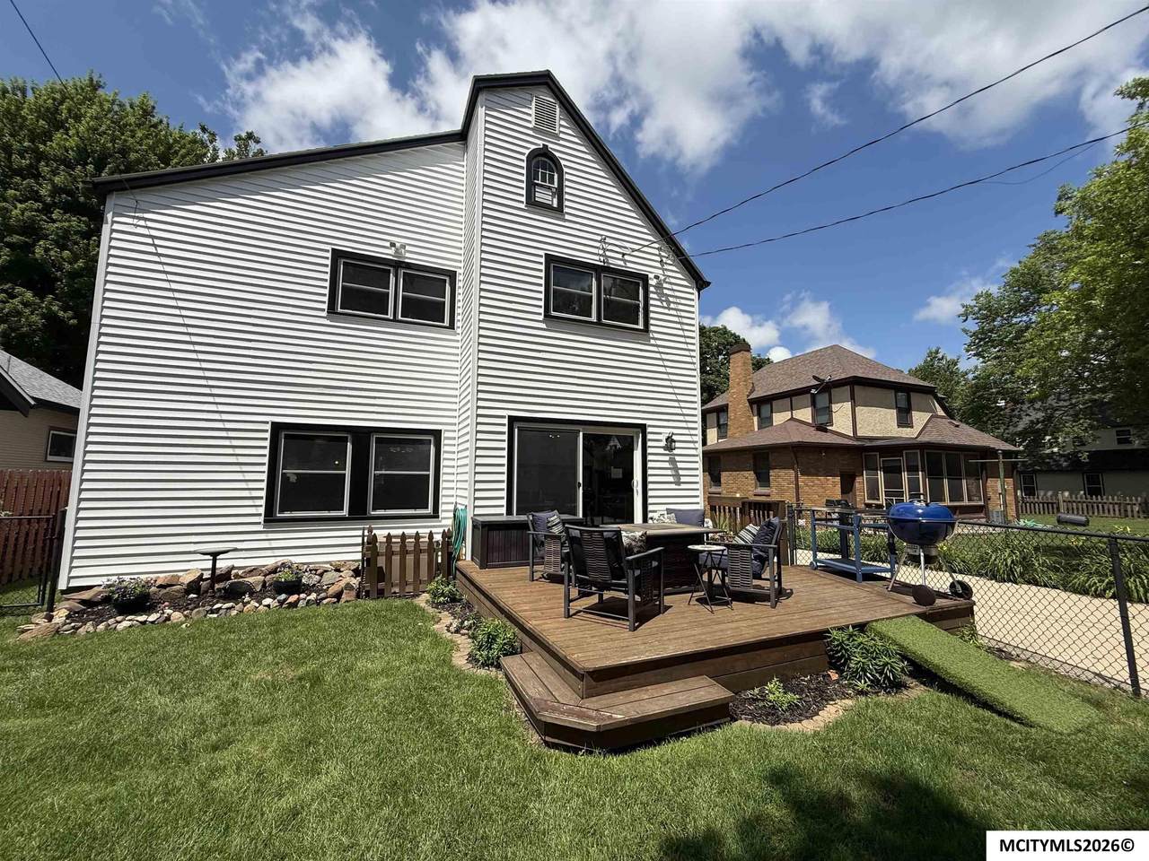 https://bt-photos.global.ssl.fastly.net/masoncity/1280_boomver_1_260475-2.jpg