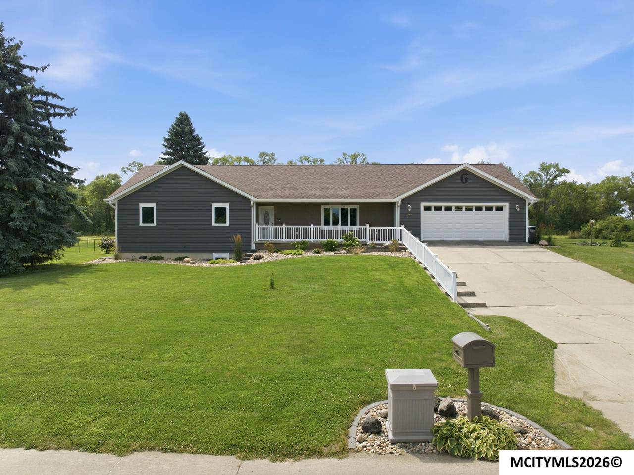 2909 4th Nw - Photo 1