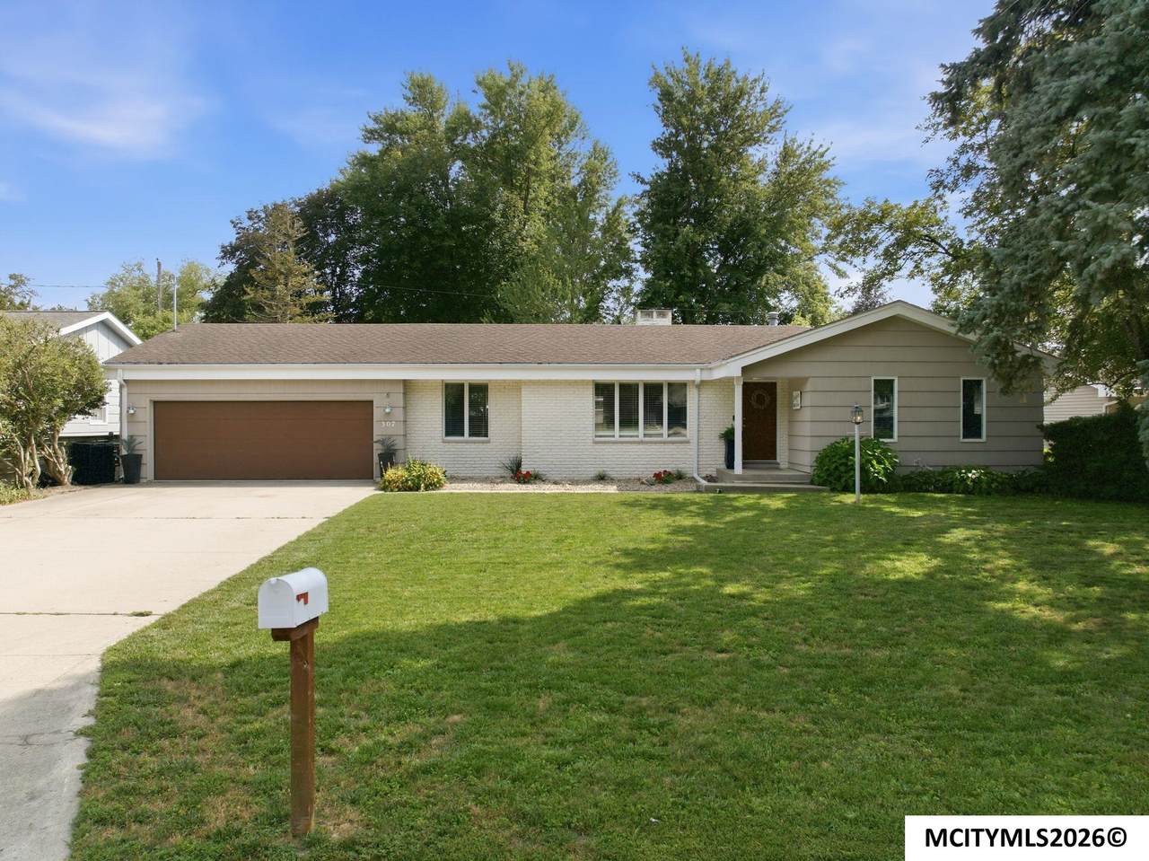 307 Orchard Ln - Photo 1