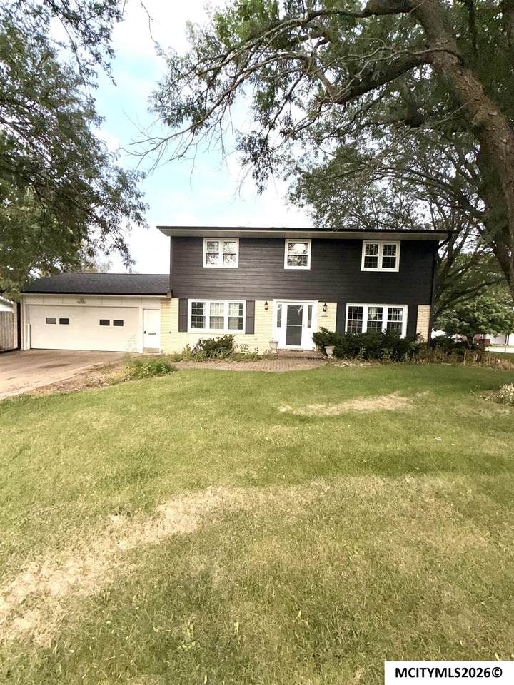 1044 Glendale Park Dr - Photo 1