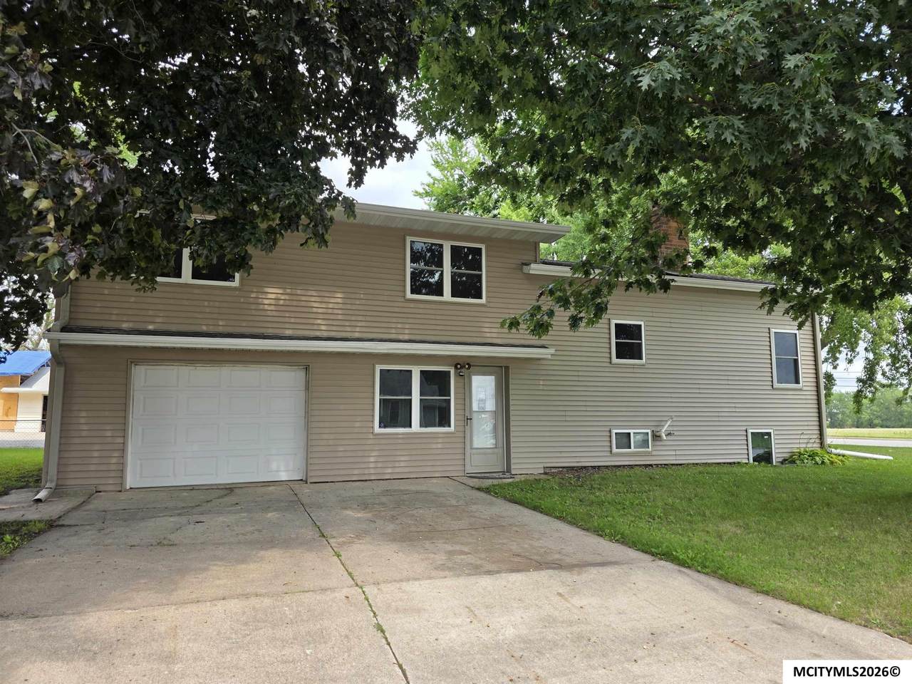 1730 Taft - Photo 1