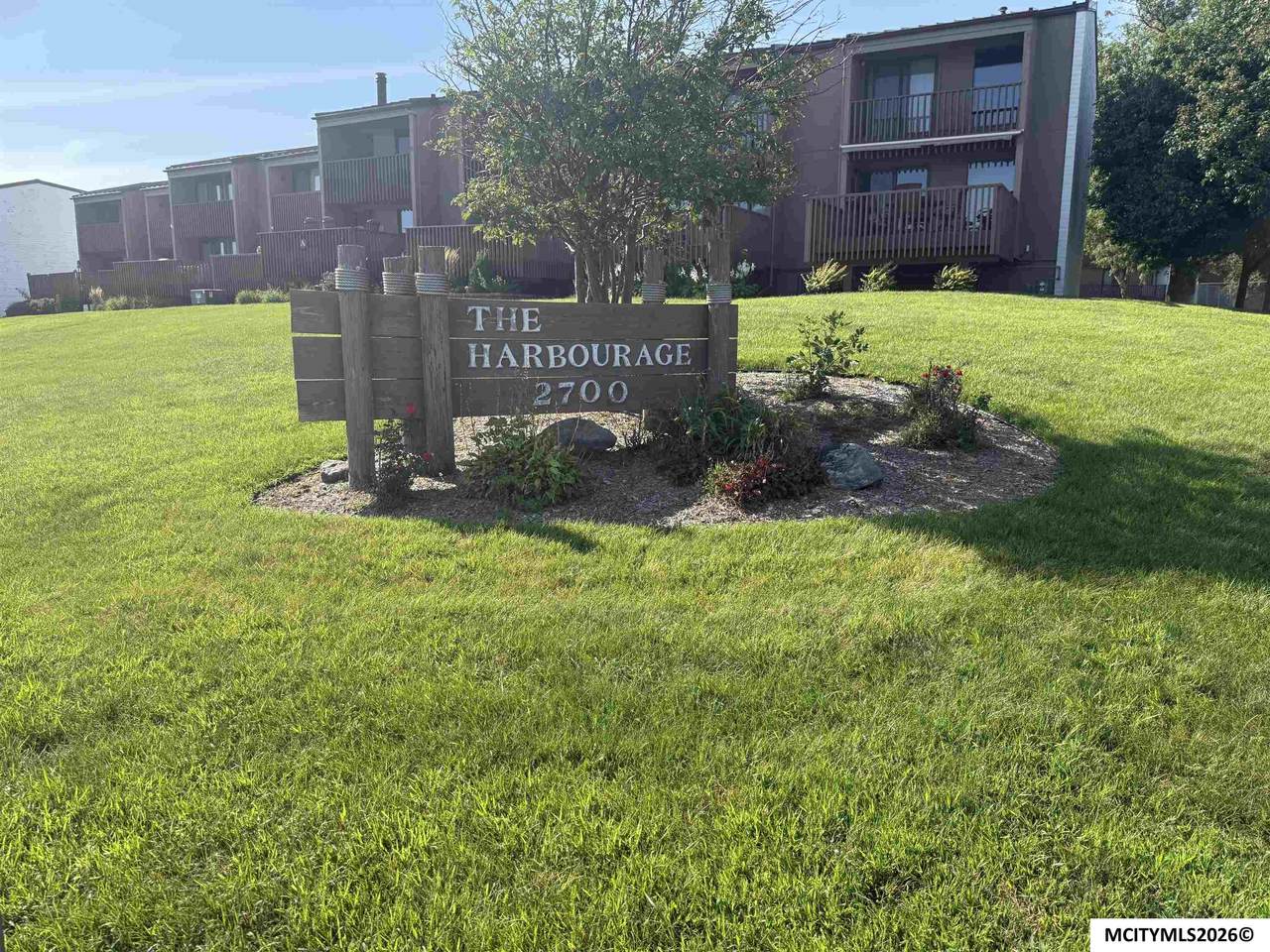 2700 Shore Dr #P-301 - Photo 1