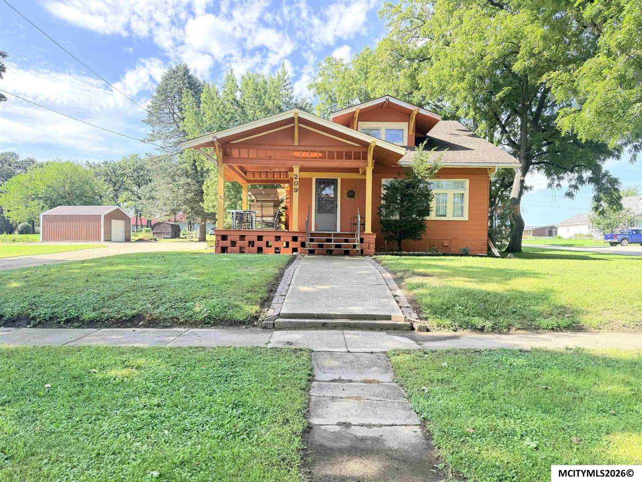 209 High St - Photo 1